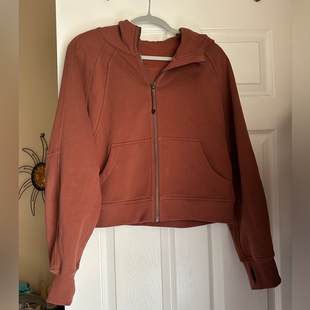 Lululemon Scuba Full Zip Crop reddish/brick color M/L
